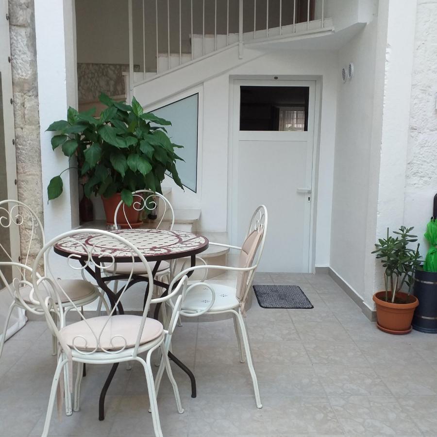 Apartment & Ivica